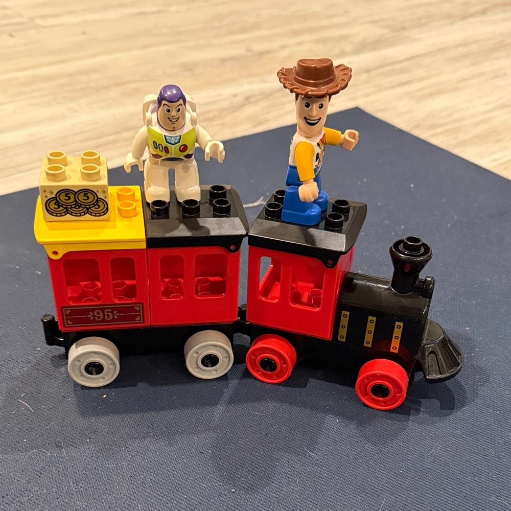 Toy Story train Duplo set